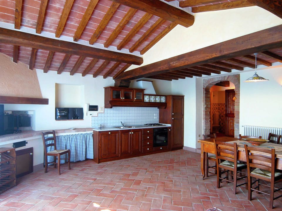 Villa | Private kitchen | Dishwasher, cookware/dishes/utensils