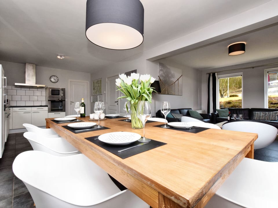 House | Dining