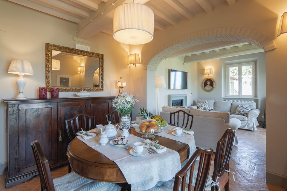 House | Dining