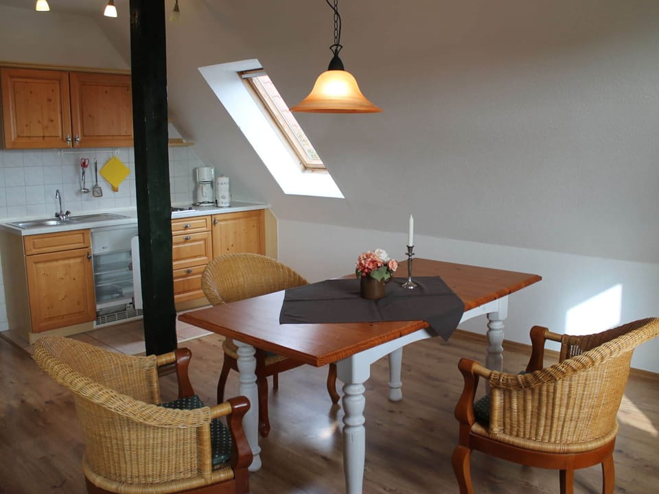 Apartment | Dining