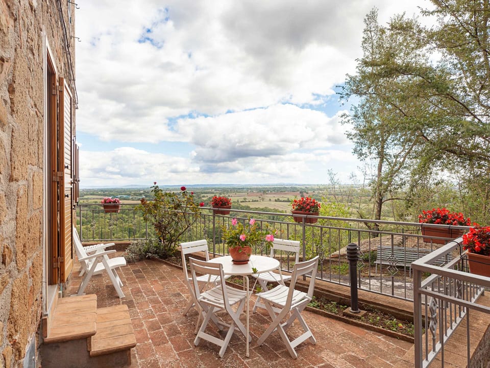 House | Dining