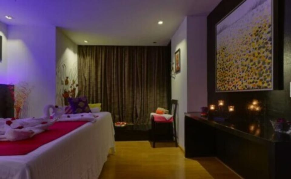 Davanam Sarovar Portico Suites Bengaluru Hotel in Bengaluru