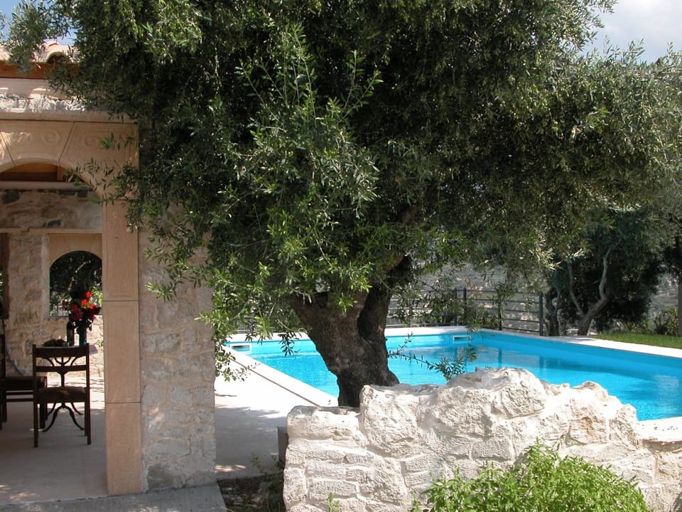 Villa | Pool | Indoor pool, outdoor pool