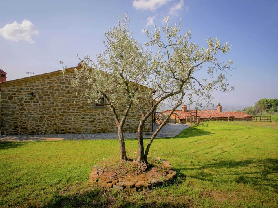 Villa | Exterior