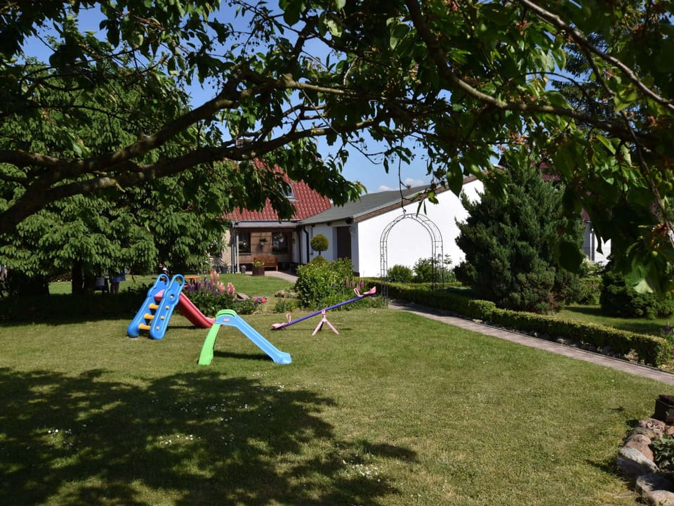 Kinderparadies - Ferienwohnung mit Garten Apartment in Mecklenburg-Vorpommern, Germany