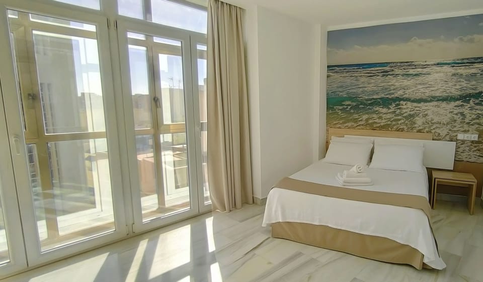 Classic Double Room | Down comforters, desk, blackout drapes, soundproofing
