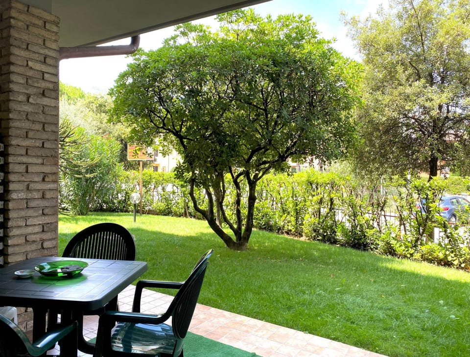 Apartment | Garden
