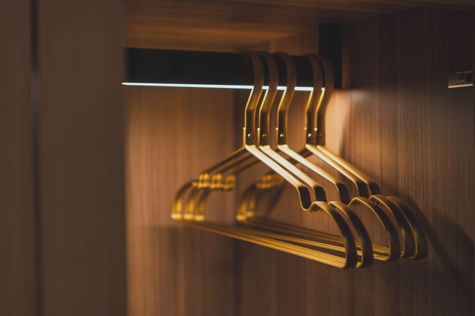 Deluxe Room | Free minibar, in-room safe, desk, blackout drapes