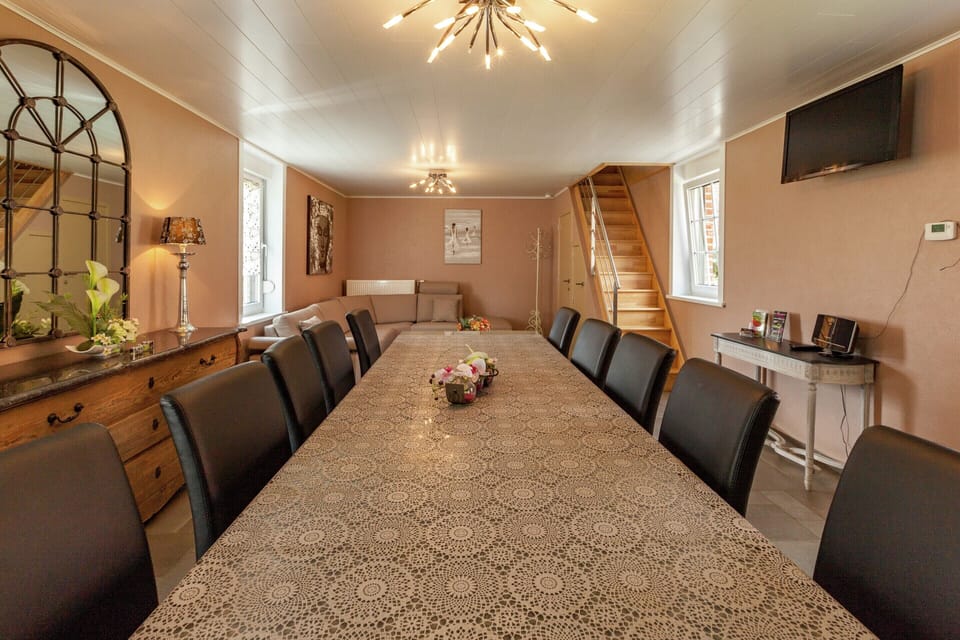 House | Dining