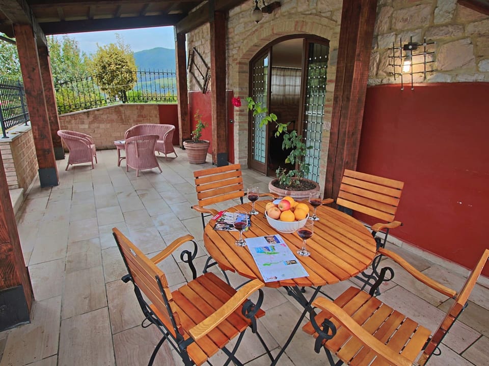 House | Dining