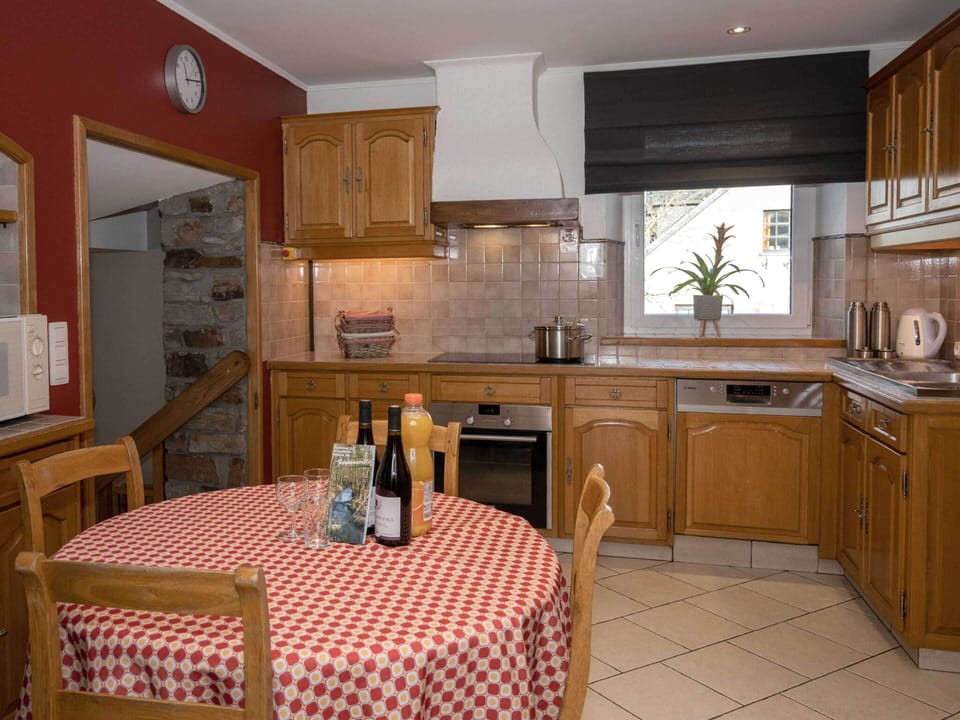 House | Private kitchen | Fridge, microwave, dishwasher, highchair
