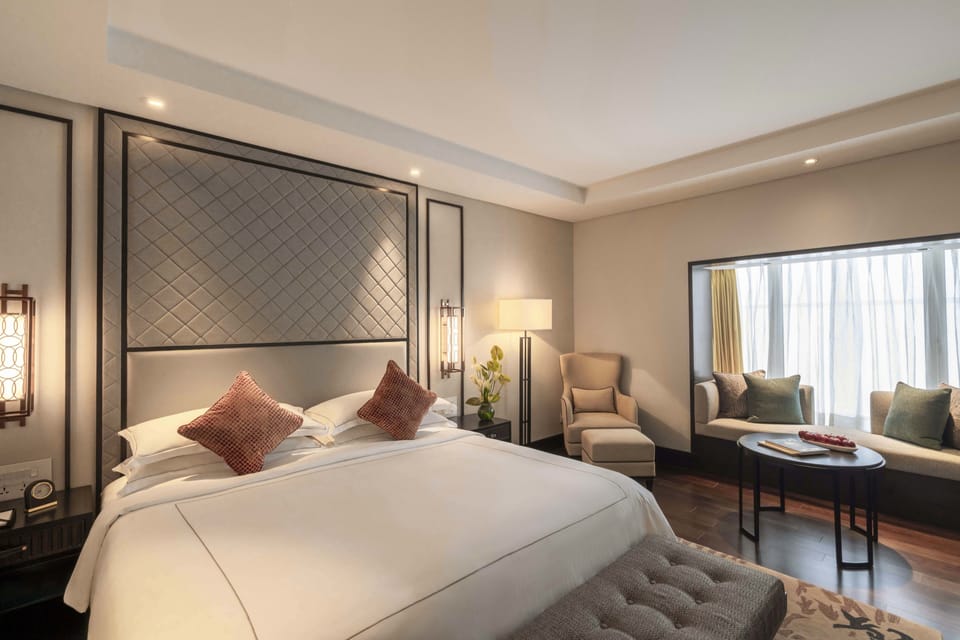 Frette Italian sheets, hypo-allergenic bedding, down comforters