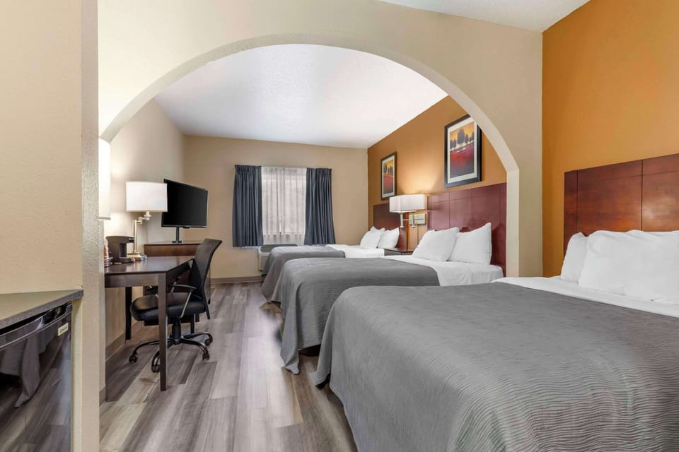 Room, Multiple Beds, Non Smoking | Individually furnished, desk, laptop workspace, blackout drapes