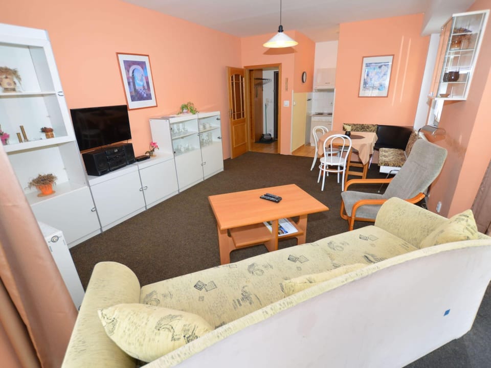 Apartment | Living room