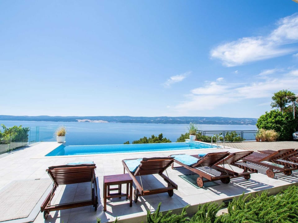 Apartment | Pool | Outdoor pool, a heated pool