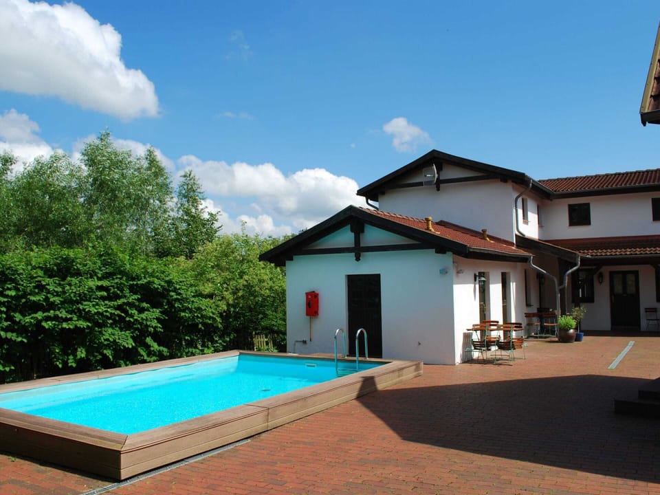 Apartment | Pool | Outdoor pool
