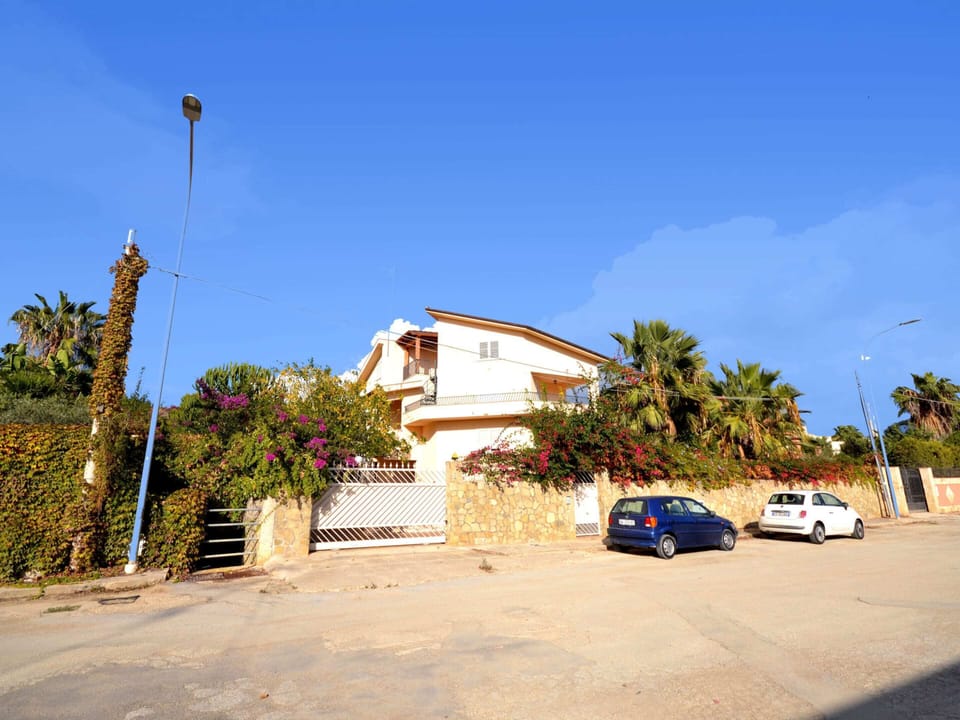 House | Exterior