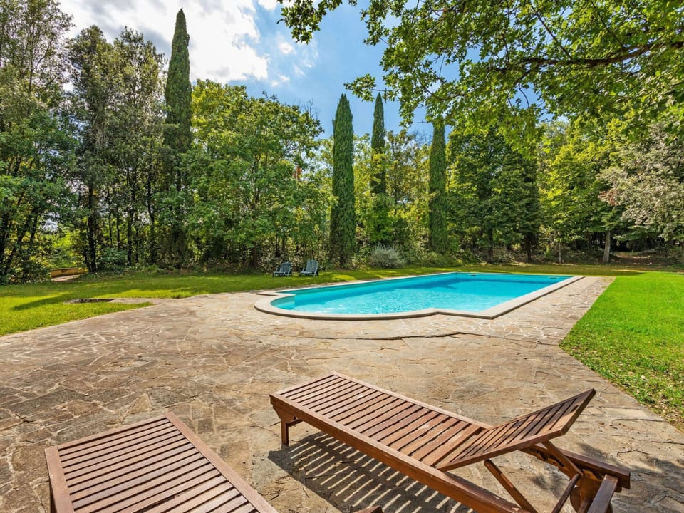 Apartment | Pool | Outdoor pool