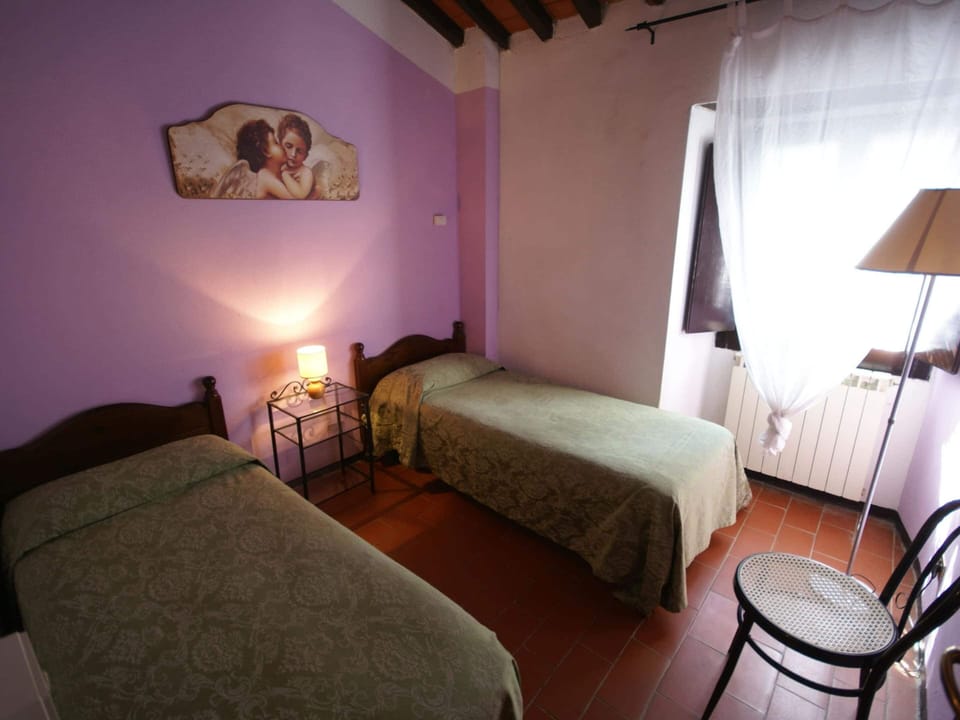 House | 2 bedrooms, individually furnished, bed sheets