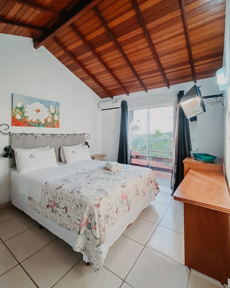 Superior Room | Premium bedding, minibar, bed sheets