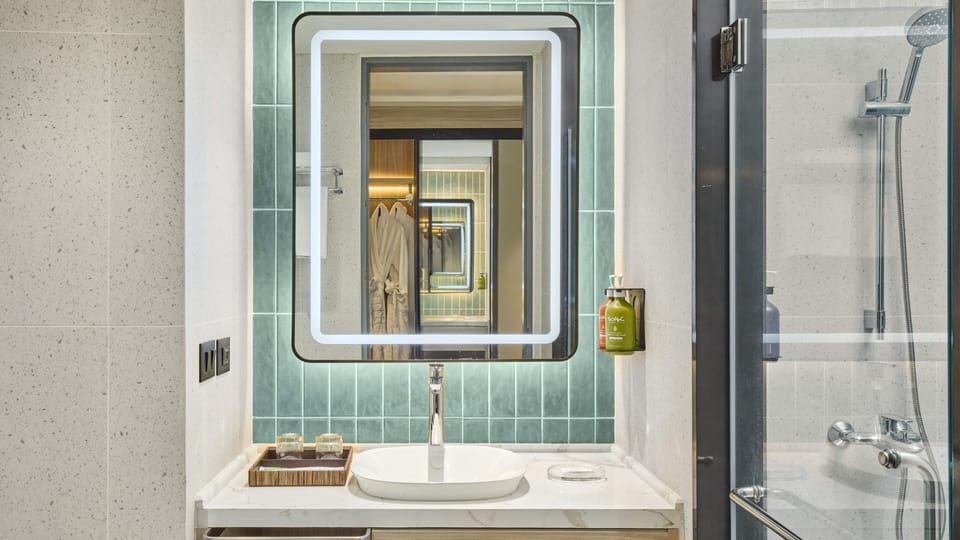 Free toiletries, hair dryer, bathrobes, bidet