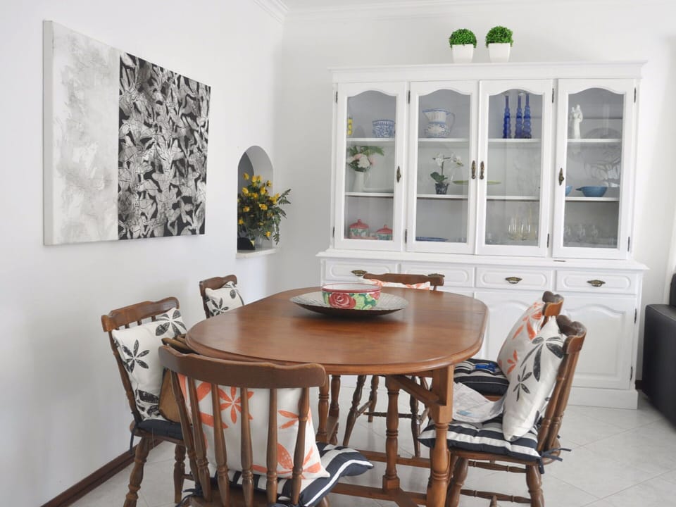 House | Dining