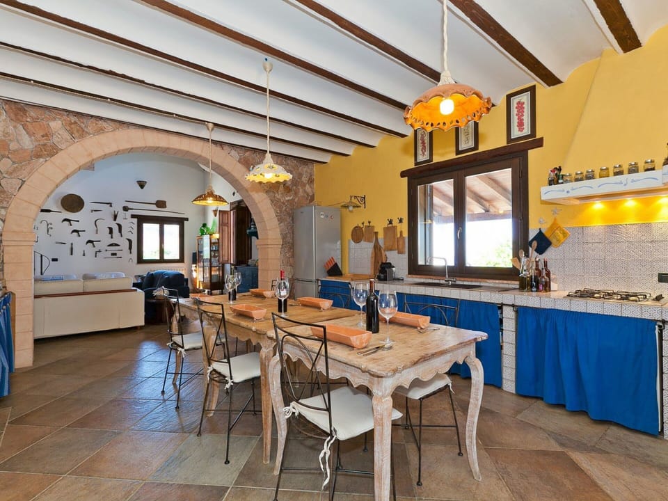 House | Private kitchen | Coffee/tea maker, electric kettle, highchair