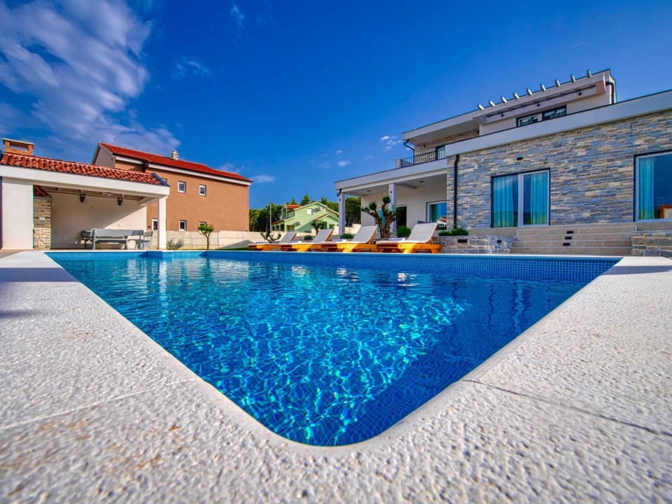 Villa | Pool | Indoor pool, outdoor pool