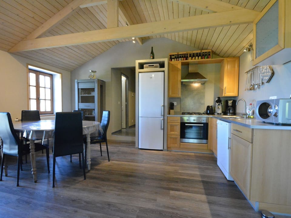 Chalet | Dining