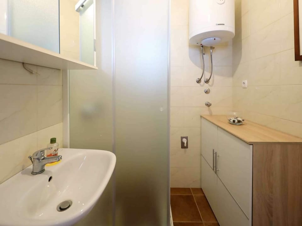 Charming Villa in Poličnik with Swimming Pool Villa in Zadar County