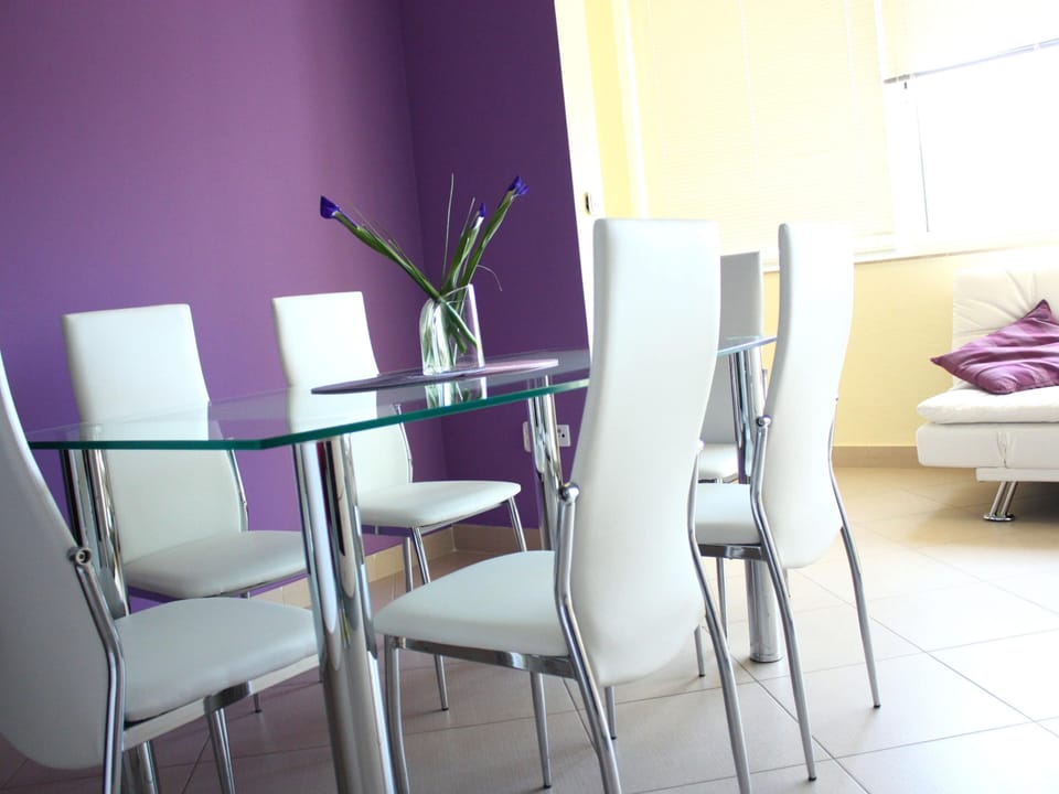 Villa | Dining