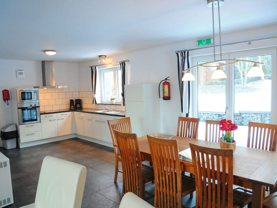 House | Dining