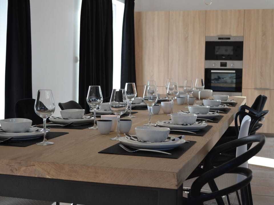 House | Dining