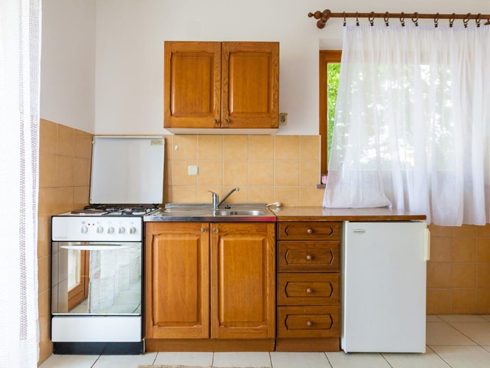 Apartment | Private kitchen | Electric kettle