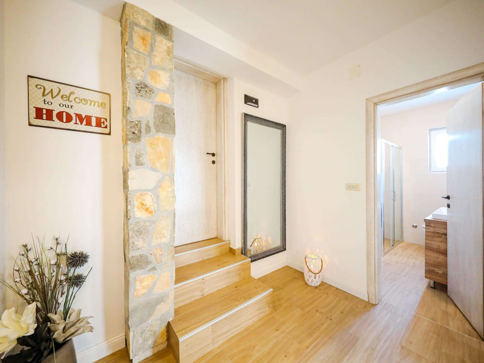 Villa | Interior