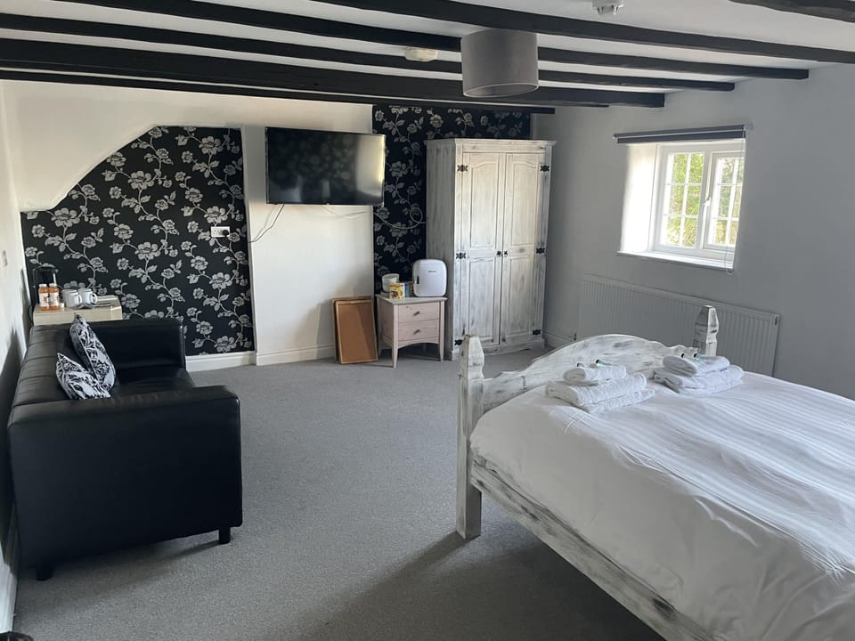 Quadruple Room, Ensuite
