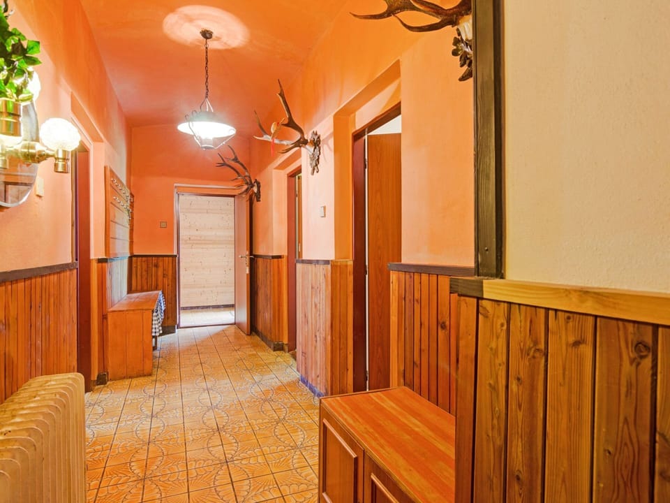 House | Reception
