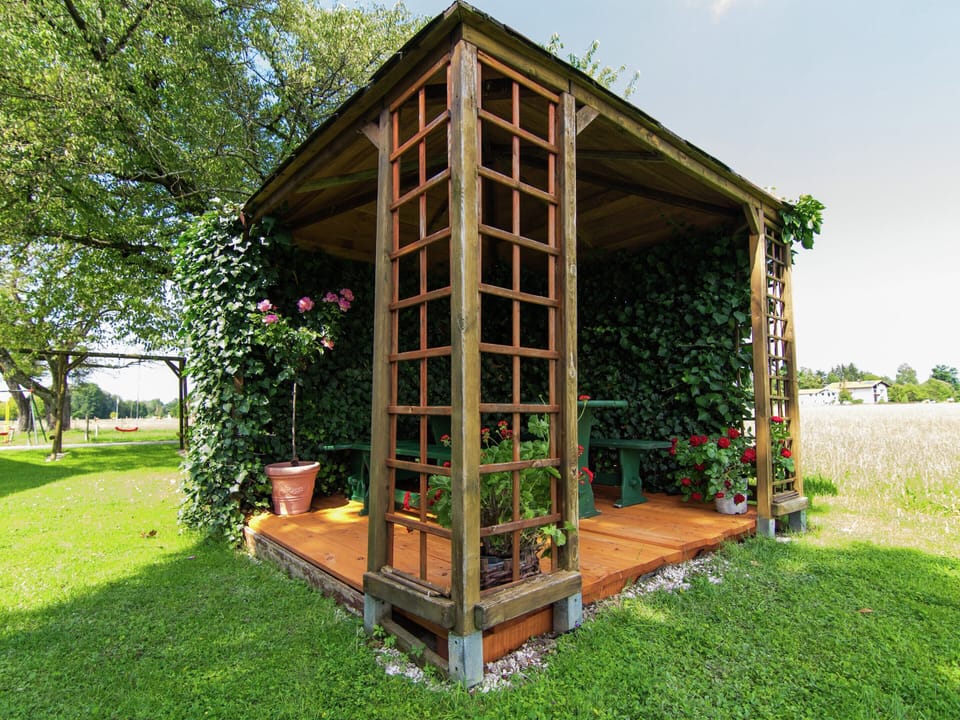 Apartment | Garden