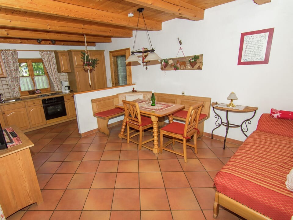 House | Dining