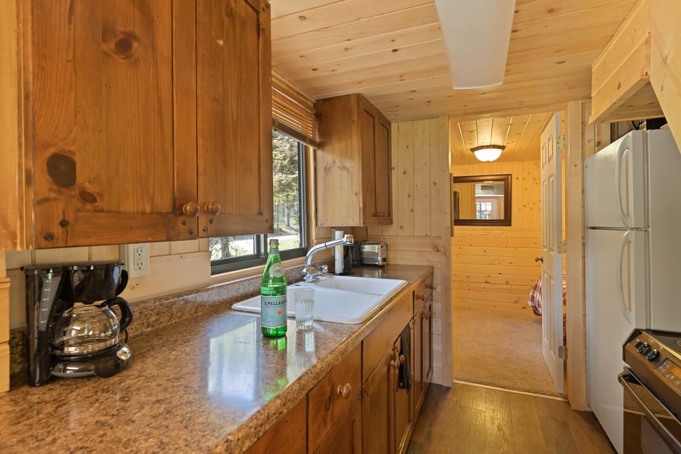 Villa (2 Bedrooms) | Private kitchen | Full-size fridge, microwave, oven, stovetop