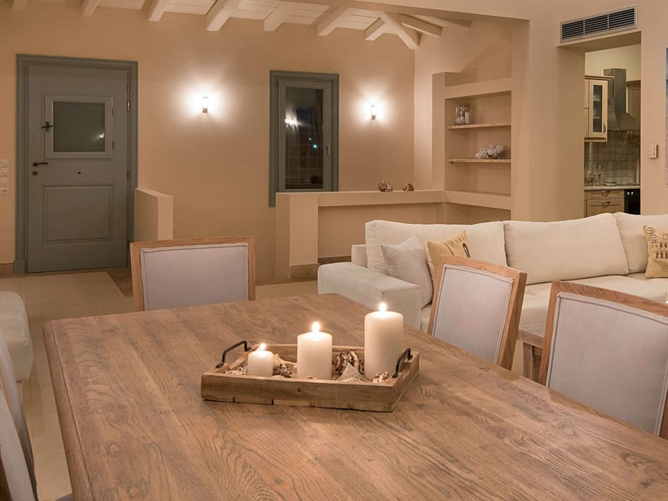 Villa | Dining
