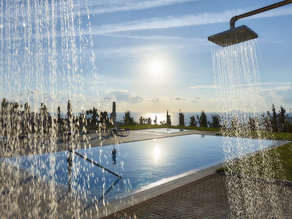 Apartment | Pool | Outdoor pool