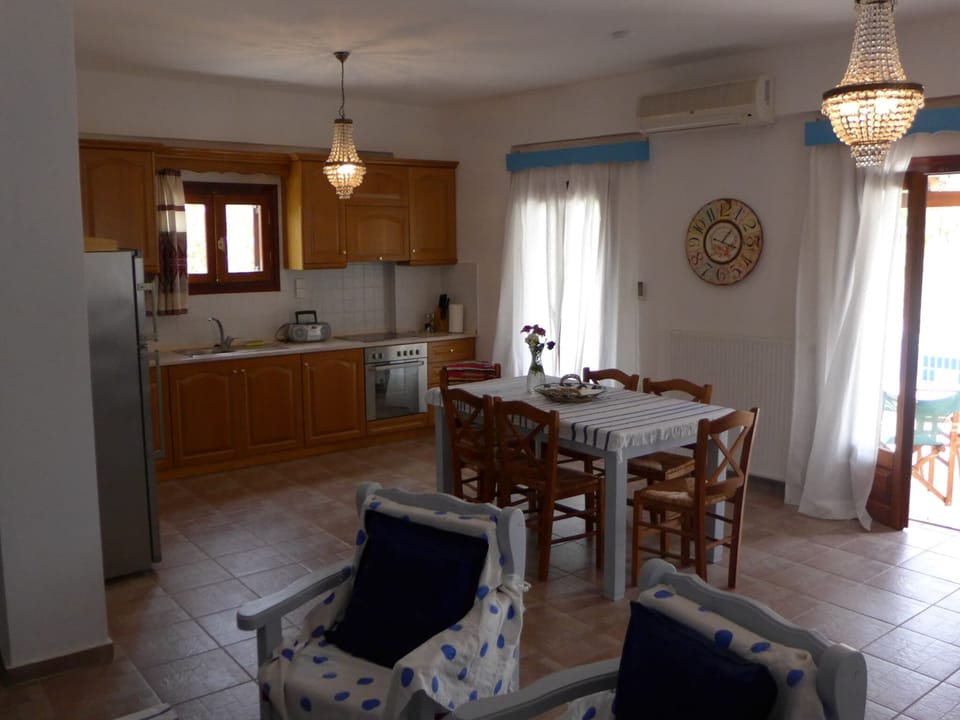 Villa | Private kitchen | Highchair