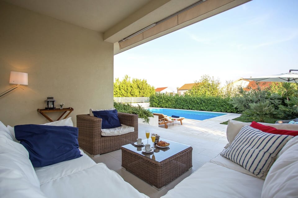 Villa | Terrace/patio