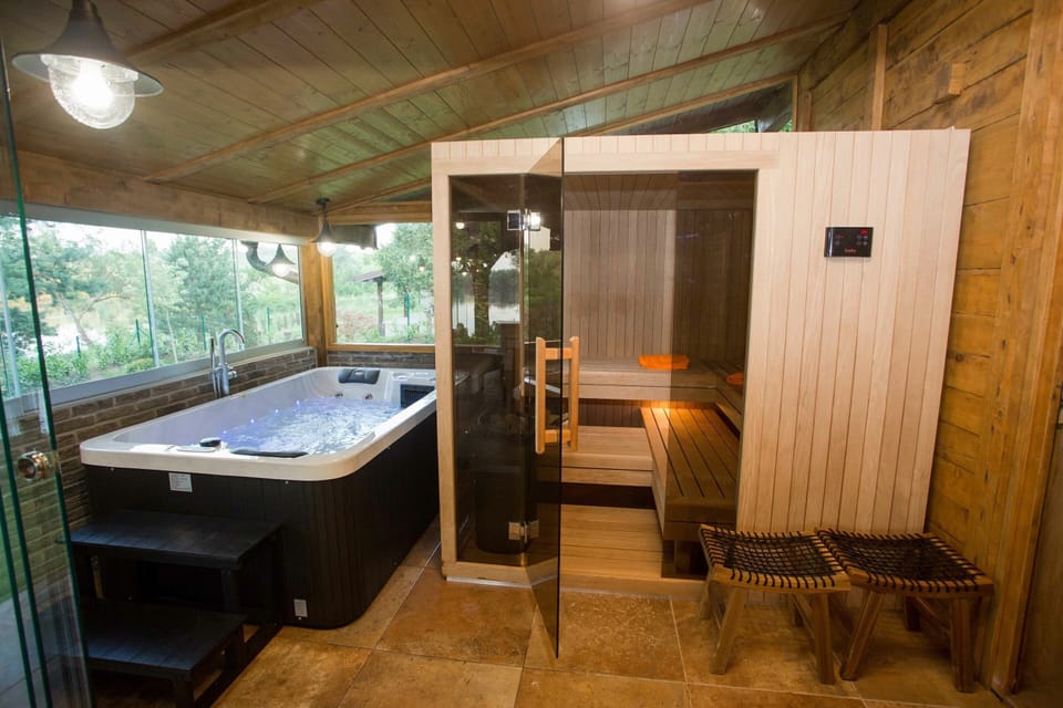 Amazing Chalet with Private Garden, Hot Tub, Sauna, Great Location by the River House in Croatia