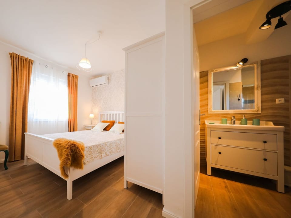 Villa in Pridraga With Pool and Five Person Villa in Zadar County