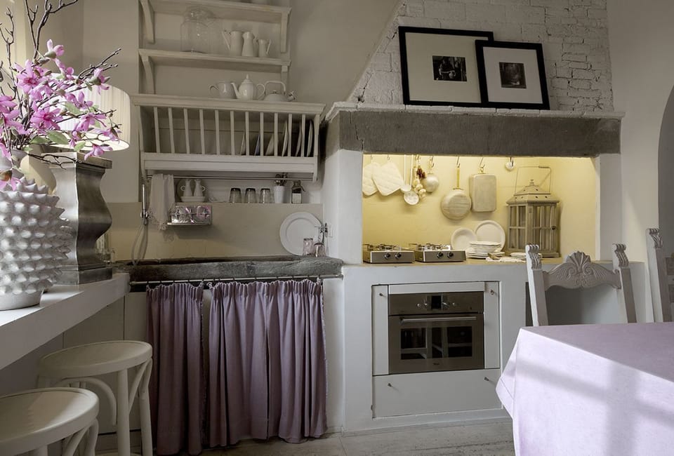 Deluxe Apartment, 2 Bedrooms | Private kitchen | Fridge, microwave, oven, stovetop