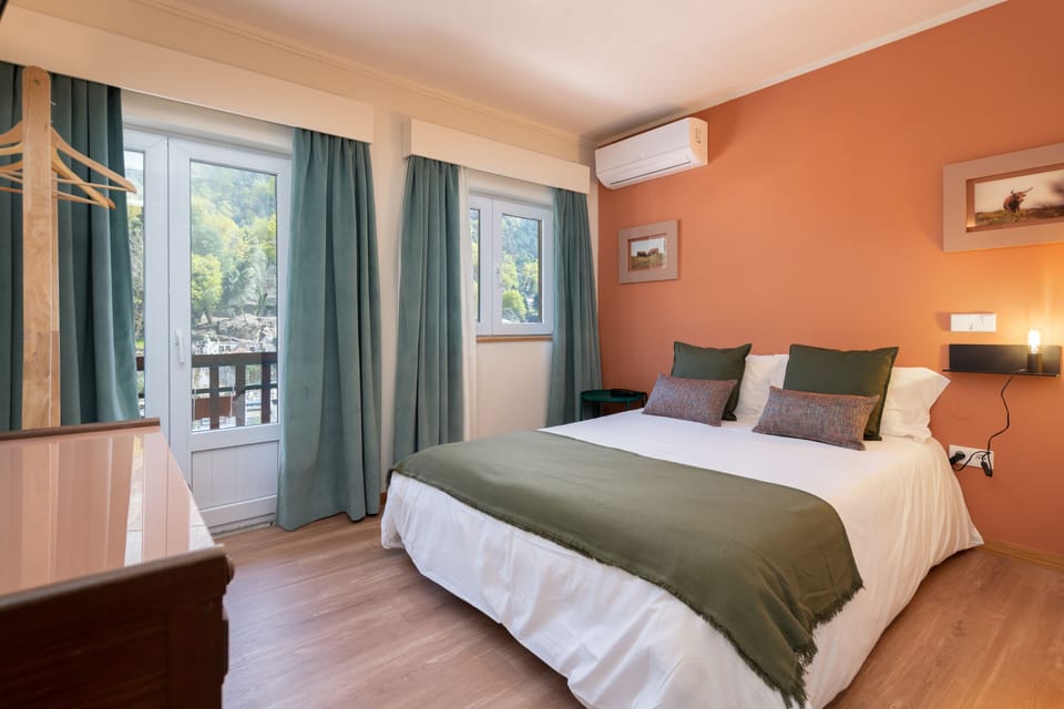 Standard Single Room, Balcony | Desk, free WiFi, bed sheets