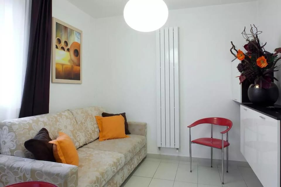 Duplex, 2 Bedrooms | Living area | TV
