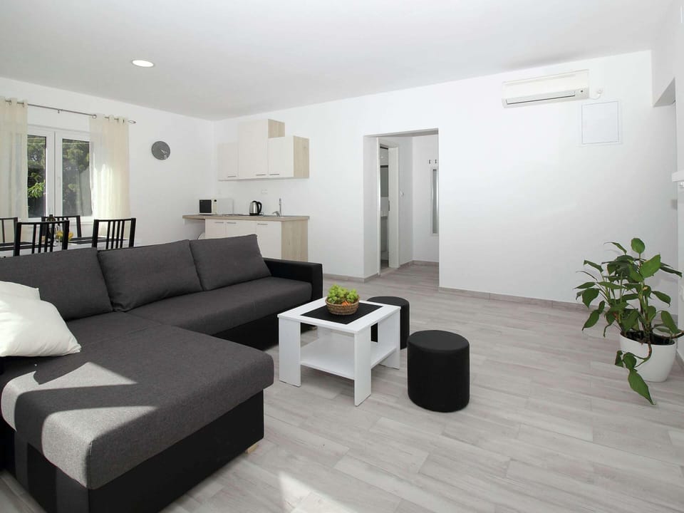 Apartment | Living area